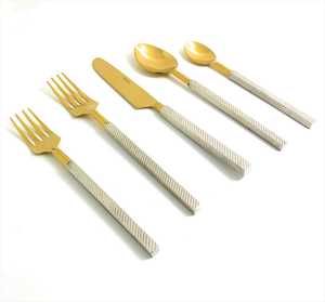 Ensemble de couverts fantaisie 3 pièces en acier inoxydable poli miroir avec manches en résine, collection corne, dernière arrivée - Product Image 4