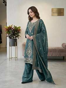 Hania Aamir Salwar Kameez de Seda Premium, Tradicional, Corte Ajustado, Secado Rápido, para Fiestas, con Bordado Dorado Zari, de Diseñador - Product Image 2