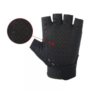 Gants tactiques en cuir demi-doigts pour la randonnée en plein air, la chasse, le sport, la gym, l'entraînement et l'équitation - Product Image 3