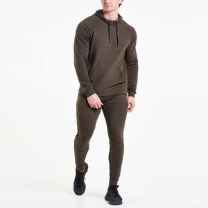 Ensemble survêtement personnalisé OEM : sweat à capuche et pantalon de jogging en coton oversize avec impression en relief pour homme - Product Image 6