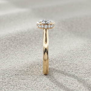 Bague de fiançailles solitaire avec couronne pavée en or massif |   Diamant de laboratoire rond - Product Image 5