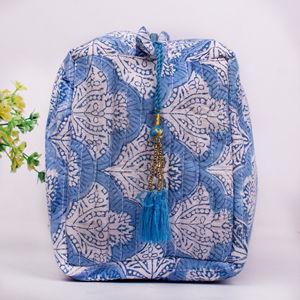 Bolsa de Maquillaje Multiusos Grande, Acolchada, de Algodón Sostenible, Estampada a Mano, con Cierre, Portátil, para Viajes - Product Image 4