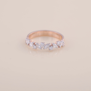 แหวนครึ่งวงกลมประดับเพชรทรงมาร์คีส์และทรงกลม 0.47 กะรัต เพาะเลี้ยงในห้องปฏิบัติการ |   แหวนแต่งงานทองคำขาวผสมทองคำขาว 9K - Product Image 6