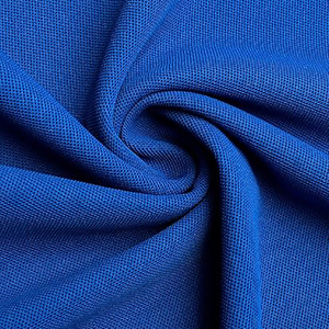 Polo en tissu confortable fabriqué au Pakistan, design unique, polo pour homme en couleur unie - Product Image 6