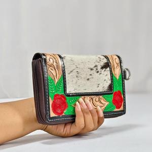 Cartera Larga de Cuero Genuino Hecha a Mano con Patrón de Letras, Estilo Vintage, Cierre Abierto, Unisex, Uso Diario, Portátil, Gran Capacidad - Product Image 2