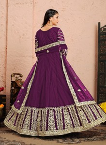 Traje Anarkali Moderno Bordado y Semisellado para Bodas y Diwali - Product Image 6