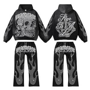 20256 Nuevo Diseño Premium, Trajes Deportivos para Hombre con Parches de Diamantes de Imitación, Diseño Personalizado - Product Image 1