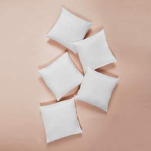 Cojín de 18x18 Pulgadas con Relleno de Fibra Hueca, con o sin Funda, para Sofá y Cama, Lavable a Máquina, Blanco, Cuadrado, Liso, Paquete de 5 - Product Image 3