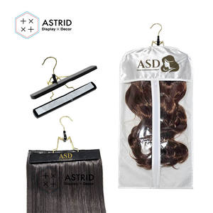 Astrid 29X60cm Logotipo personalizado Colgador Pantalla Satén Seda Tela Extensión Peluca de pelo Bolsas de satén - Product Image 1