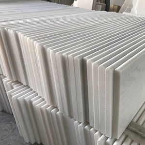 Dalles de revêtement d'escalier en marbre naturel du Vietnam, écologiques, imperméables et durables, pour usage intérieur et extérieur dans les villas et appartements - Product Image 5