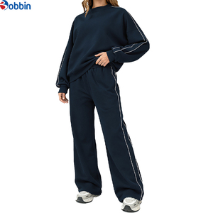 Conjunto Deportivo Personalizado con Logotipo, Conjunto de Chándal para Mujer, Ropa Deportiva de Manga Larga, Conjunto de 2 Piezas con Rayas para Gimnasio - Product Image 3