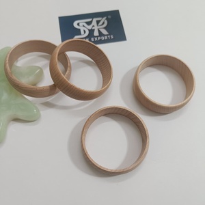 Brazalete Ancho de Madera Hecho a Mano, Brazalete de Madera Natural para Mujeres y Niñas, Uso Diario, Estilo y Regalos - Product Image 4