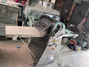Motor de 220V/380V, Producto Popular en Vietnam 2026, Máquina Laminadora de Masa para Panadería, Nueva Condición, 1 Año de Garantía - Product Image 4