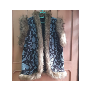 Chaqueta Bordada Estilo Afgano Suzani con Detalles de Piel, Nuevo Diseño en Oferta - Product Image 5