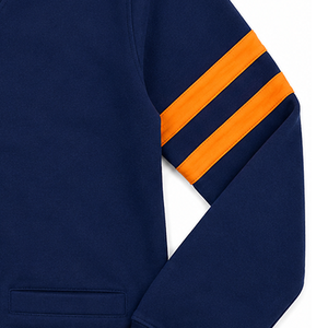 Cardigan d'hiver grec pour femmes, col en V, en acrylique tricoté, avec broderies et appliques logo universitaire, style universitaire - Product Image 5