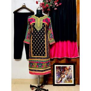 Ropa de Diseño India y Pakistaní, Elegante Conjunto de Top, Pantalón y Dupatta para Fiestas - Product Image 4