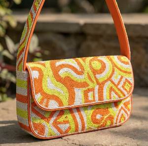 Sac à bandoulière artisanal rétro abstrait perlé, motif coloré, sac à main artistique affirmé - Product Image 1