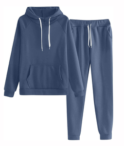 Ensemble de survêtement décontracté pour femme, comprenant un sweat à capuche court et un pantalon de jogging, ensemble deux pièces, en vente - Product Image 1