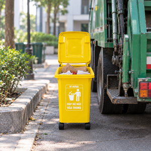 60L <b>Wheeled</b> Plastic Trash Can Flip Lid Outdoor Garbage <b>Bin</b> Mobile Waste Receptacle School Yard Warehouse Public B2B - Product Image 1