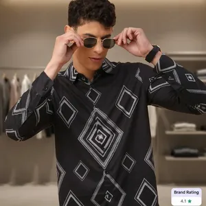 Chemise décontractée d'été pour homme en 100 % coton noir à manches longues avec imprimé géométrique, col rabattu et boutons simples - Product Image 6