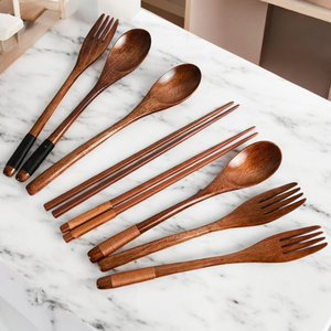 Ensemble de couverts en bois : Vaisselle japonaise portable avec manche noir - Product Image 3