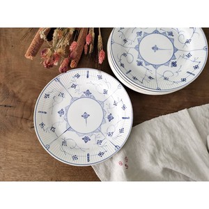 Nouvelle Assiette de Présentation Élégante en Céramique – Magnifique Assiette en Céramique Blanche et Bleue – Nouveauté Exceptionnelle - Product Image 2