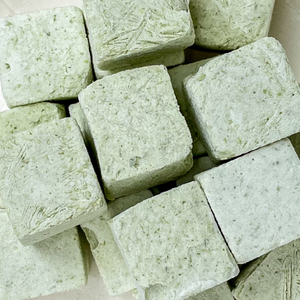 Bouchées de yaourt lyophilisé Aya-ua, collation lactée saine, saveur d'épinard, OEM, étiquette privée - paquet de 10 g - Product Image 4