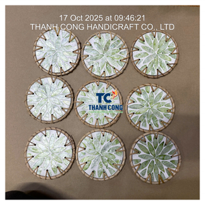 Posavasos de Nácar, Solución Elegante para Bebidas, Posavasos con Incrustaciones de Nácar, Vietnam - Product Image 1