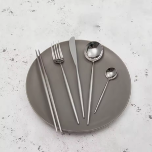 Fournisseur indien en gros d'ensembles de couverts en métal forgé au design fabuleux, disponibles à prix avantageux en Inde - Product Image 2