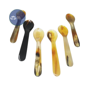 BEST SELLER Cuillère à caviar en nacre durable, de haute qualité, luxueuse, écologique, faite à la main, vaisselle en coquillage, export, vente en gros - Product Image 1