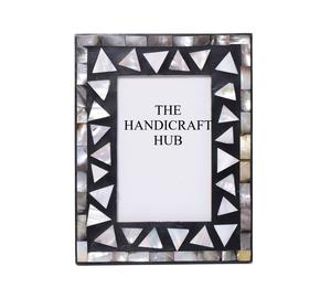 Marco de fotos de incrustaciones de nácar de primera calidad, marco floral hecho a mano de MDF y resina, marco de fotos de nácar a precio de fábrica al por mayor. - Product Image 1