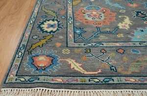 Alfombra Persa de Lana/Seda Anudada a Mano de Alta Calidad |   Alfombra Oriental Abstracta Hecha a Mano en Gris Pastel Marrón, Antideslizante y Apta para Mascotas - Product Image 3