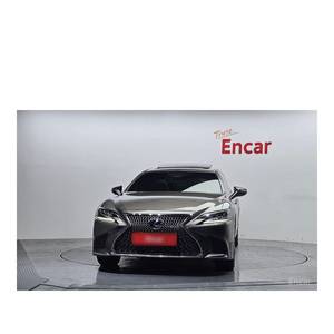 Lexus LS 3.5 Platinum AWD 2020 con 82,506 km, Volante a la Izquierda, Caja de Cambios Automática, Asientos de Cuero, Cámara Trasera - Product Image 3