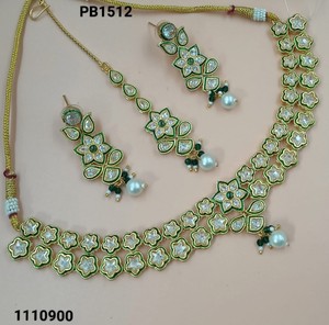 Indian Fancy Traditional Fashionable Gold Plated Kundan Pearl Choker Necklace Earrings Set with Mangtikka Wedding Women Girls - Product Image 1