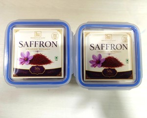 เส้นหญ้าฝรั่นพรีเมียม 100% บริสุทธิ์ จากดอกโครคัสซาติวัส สีแดง สำหรับใช้ในอาหาร ชาสมุนไพร และเครื่องสำอาง - Product Image 6