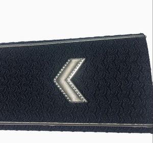 Épaulettes d'uniforme personnalisées en métal magnétique avec sequins brodés et franges - Product Image 2