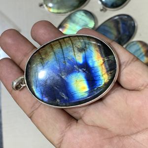 Collier multi-pendentifs en argent sterling 92,5 avec serti clos et labradorite - Product Image 3