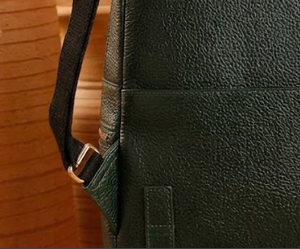 ZIRANNING Green Polyester Barrel-shaped Waterproof <b>Backpack</b> Classic Style Zipper Closure Single Large Capacity Girls Daily Use - Product Image 3