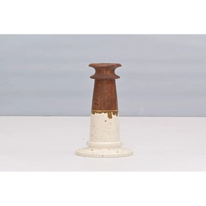 Juego de Portavelas de Madera de Nogal - Diseño Geométrico Hecho a Mano, Venta al por Mayor en India - Product Image 3