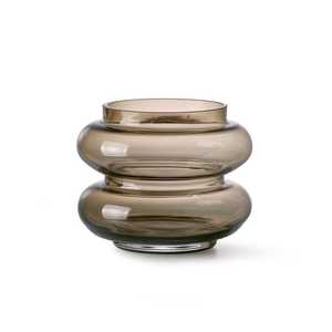 Vase de table minimaliste en laiton, vase décoratif en métal de haute qualité pour l'intérieur de la maison - Product Image 3