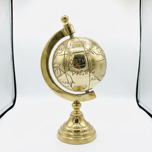Globe Terrestre Vintage Fait Main en Laiton 11cm – Mini Carte du Monde, Ornement de Table, Décoration de Bureau, Accent pour Salle d'Étude, Inspiré des Voyages - Product Image 2