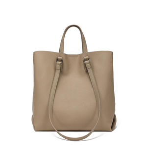 Sac fourre-tout en cuir véritable OEM pour femmes – Sac à main de luxe pour femmes, sac à bandoulière de créateur, sac à main de grande capacité avec poche pour ordinateur portable - Product Image 5