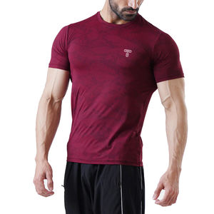 Camiseta Deportiva para Hombre, Nueva Llegada, Transpirable, de Secado Rápido, Tejido Personalizado de Alta Calidad, Corte Regular, Hecho en Pakistán - Product Image 1