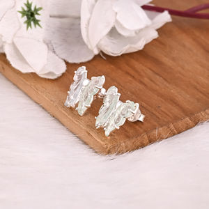 Boucles d'oreilles tendance en argent sterling 925 pour femme, avec pierres précieuses naturelles en tourmaline bio sculptée en forme de papillon, bijoux de déclaration élégants - Product Image 4