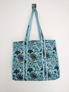 Sac fourre-tout en coton de style bohème avec imprimé floral, design ouvert, idéal pour le shopping en toutes saisons - Product Image 4