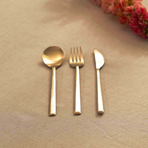 Juego de cubiertos de bronce forjado a mano tradicional coreano NOBBAN, estilo clásico Royal Heritage, cuchillo, cuchara y tenedor para antes de la cena. - Product Image 6