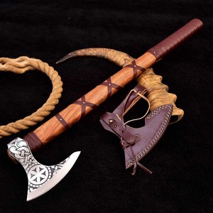 Hache de Bûcheron en Acier à Haute Teneur en Carbone Forgée à la Main, Manche en Bois Personnalisé OEM, Forge Nordique, 4 Lames, Longueur Totale 500mm pour le Travail du Bois - Product Image 3