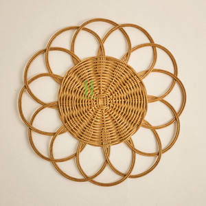 Best Seller Natural Rattan <b>Charger</b> <b>Plates</b> Handwoven Wedding Table Decoration Wicker Scalloped Placemats From Vietnam - Product Image 2