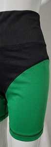 Shorts de licra de nailon premium con cintura elástica en contraste personalizada para yoga - Product Image 3