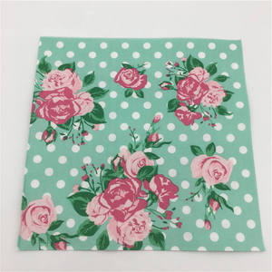 Wholesale 1/4 Folded Virgin White Cocktail <b>Paper</b> Napkin High Quality 2 Ply Printed <b>Color</b> <b>Tissue</b> in Bag Style - Product Image 4